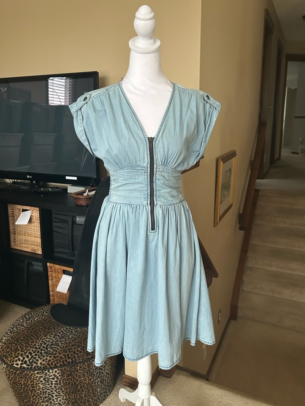Light Blue V-Neck Skater Chambrey Short Sleeve Denim Dress with Front Zip